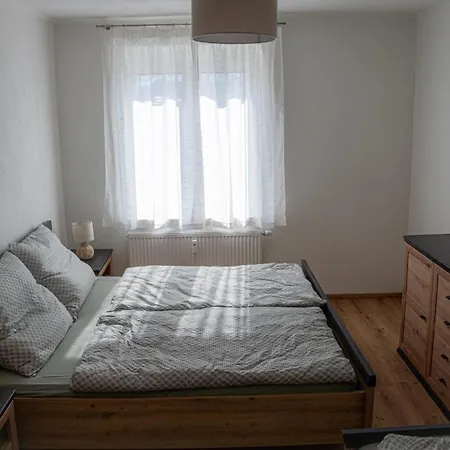 Tom S Apartment *