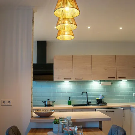 Tom S Apartment