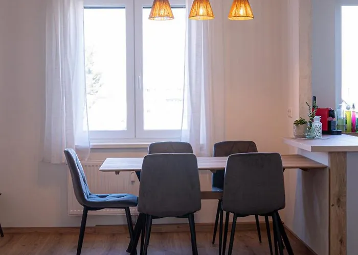 Tom S I 克尼特尔费尔德